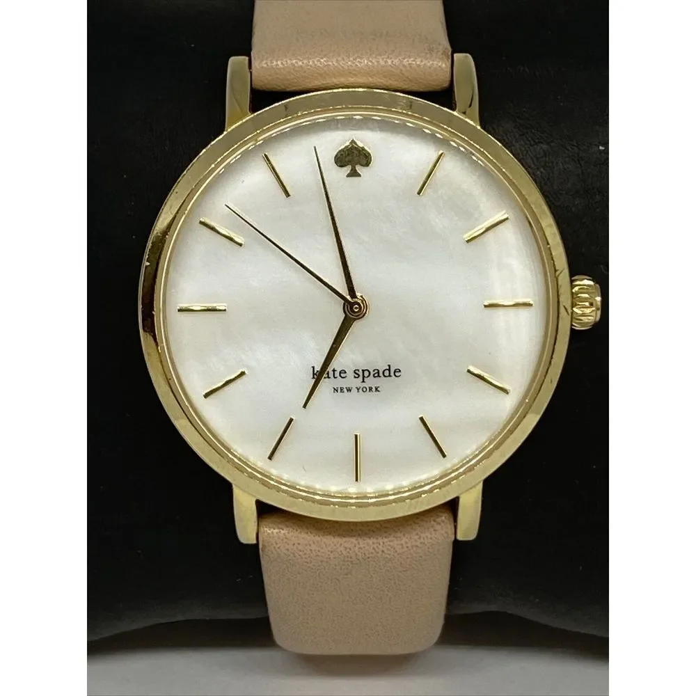 Kate Spade New York 0073 Women's Beige Leather Analog Dial Quartz Watch GE558